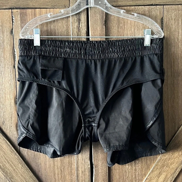 Athleta Black Botanical Print Racer Short 4.5" Size Large - Picture 5 of 5